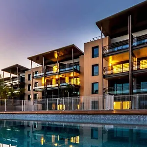 https://studio-zenazur.fr-provencehotel.com